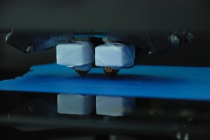 Печать на 3Д-принтере с двумя экструдерами